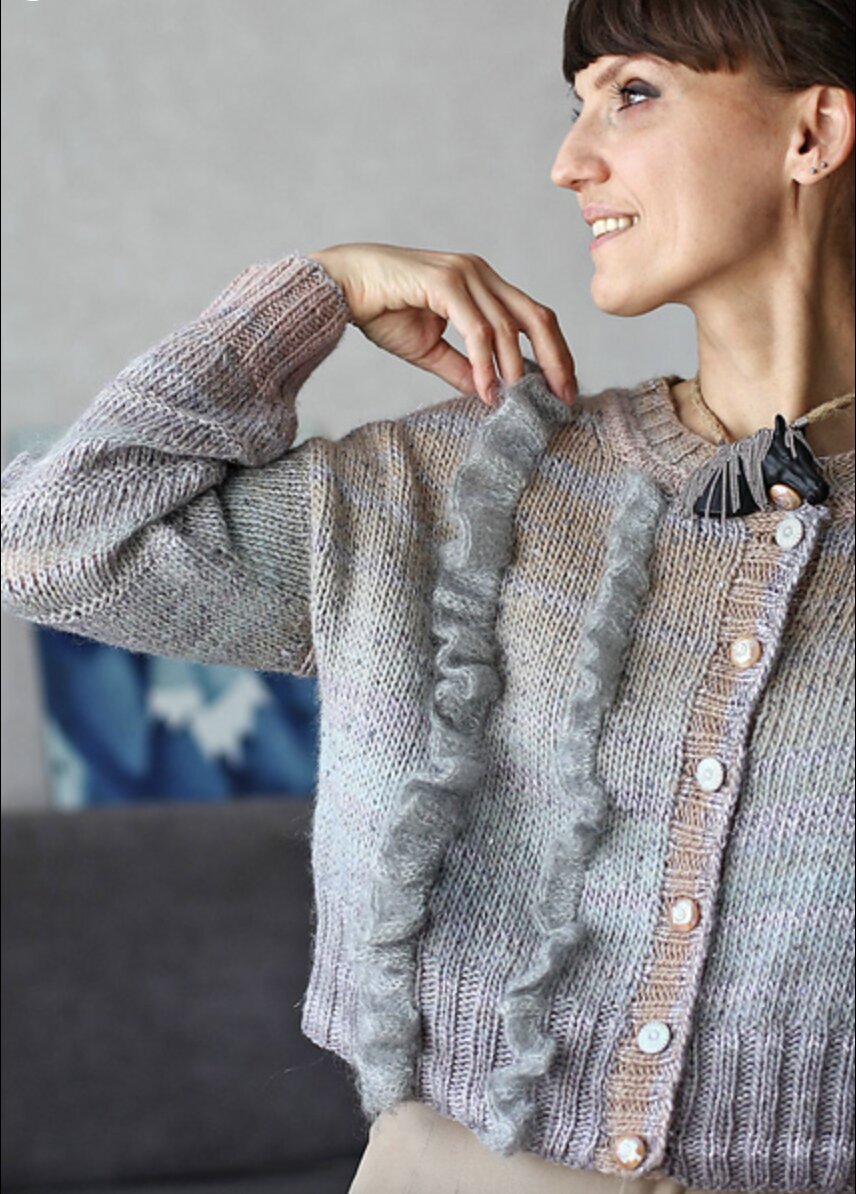 ☁️ Aurora Cardigan Knitting Pattern PDF – Cropped Oversized Ruffle Cardigan
