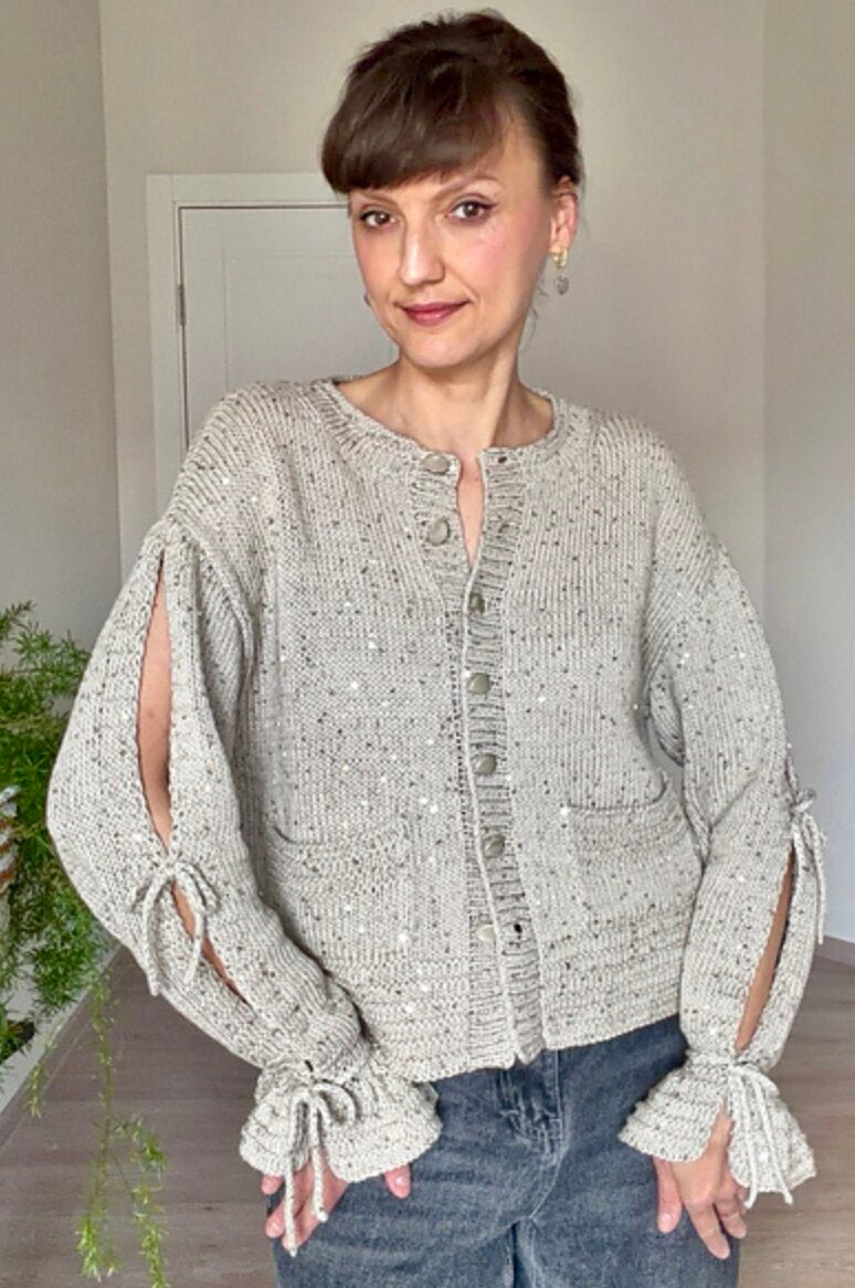 🤍 Pearl Petal Cardigan Knitting Pattern PDF – Romantic Oversized Cardigan