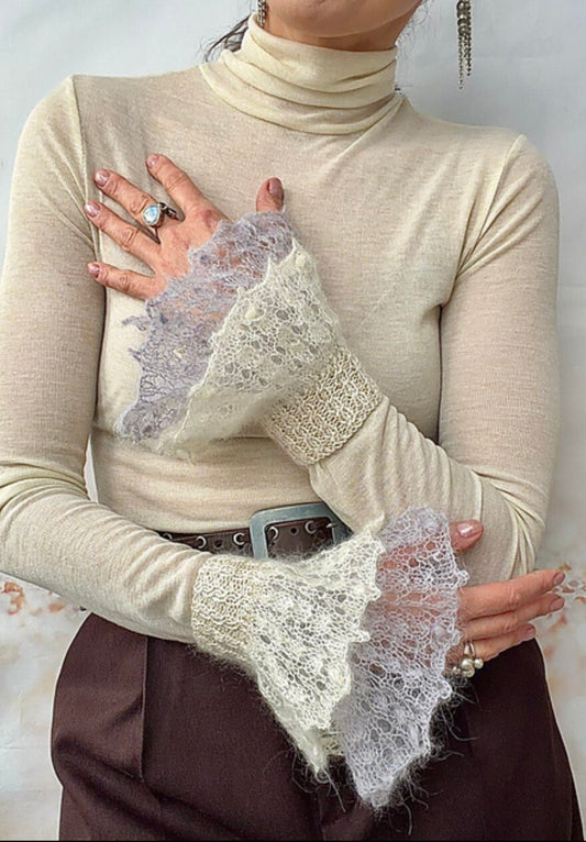 🖤 Novell Cuffs Wristlets Knitting Pattern PDF – Romantic Lace Wrist Cuffs